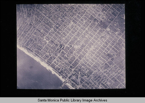 Fairchild Aerial Surveys from the Santa Monica Mountains to Santa Monica City edge northeast to southwest (#J258)