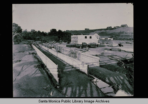 Santa Monica Canyon with tract office on the right