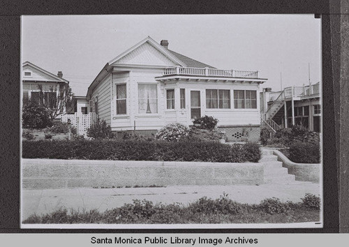 House on Second Street near Colorado Avenue with a "For Rent" sign in the bay window, Santa Monica, Calif