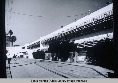 Exterior west side view facing north, Rand Corporation Headquarters, 1700 Main Street, Santa Monica, Calif