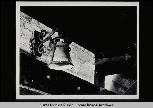 View of exterior sconce, Santa Monica Health Center, 1525 Euclid Street, built 1928