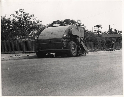 Santa Monica City Sanitation Division truck