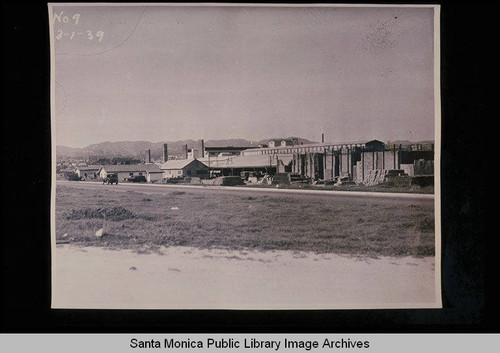 Santa Monica Tiles office and buildings looking east from Cloverfield Blvd., on February 27, 1939