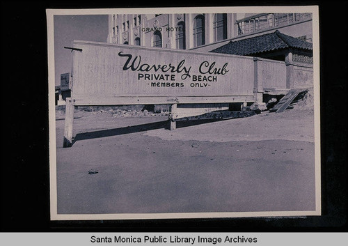 Tide studies at the Waverly Beach Club and Grand Hotel with tide 4.0 feet at 10:50 AM on January 10, 1939