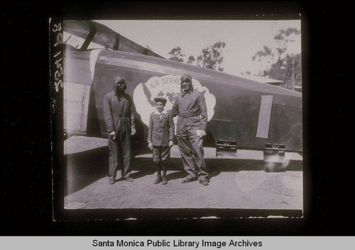 Preparations for the start of the 'Round-the-World-Flight' by the Douglas Aircraft Company with the Douglas World Cruiser at Clover Field, Santa Monica, 1924