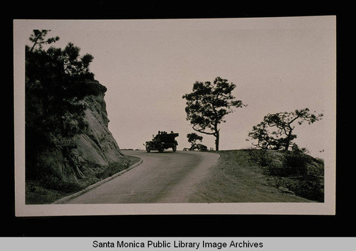 Coast road north of Santa Monica, Calif