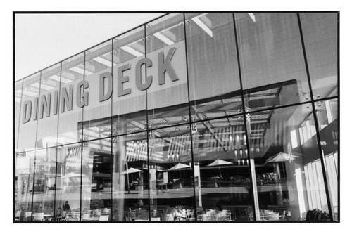 "Dining Deck" on the third level of the Santa Monica Place shopping mall completed August 2010