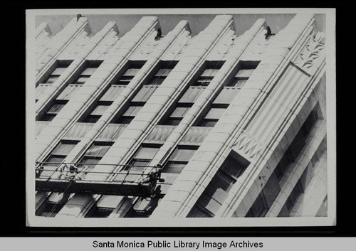 Detail of the Crocker Bank Building, 221-225 Santa Monica Blvd., Santa Monica, Calif., built 1929 by Bay Cities Guaranty Building and Loan Association