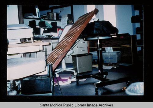 Northridge earthquake, Santa Monica Public Library, Main Library, Periodicals Department, first floor, January 17, 1994