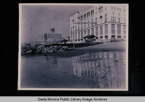 Santa Monica tide studies looking north to the Jonathan Club and the Grand Hotel with tide 0.0 feet at 12:12 PM on December 15, 1937