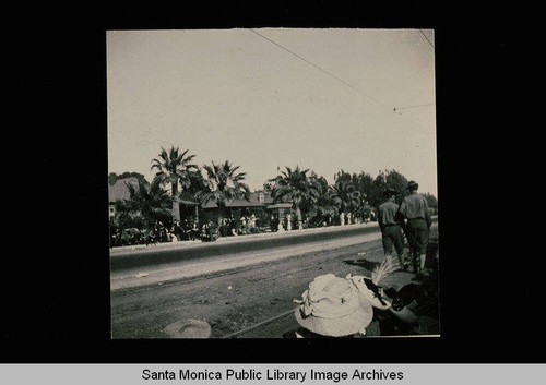 First Santa Monica automobile road race