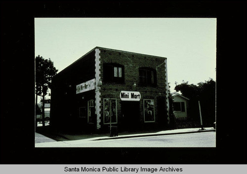 Mini Mart at 666 Marine Street, Ocean Park, Calif