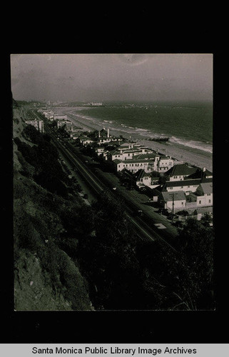 Pacific Coast Highway looking south towards Sorrento Beach and the Santa Monica Pier