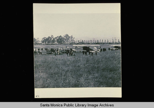 Preparations for the start of the 'Round the World Flight' by Douglas World Cruisers at Clover Field, Santa Monica, Calif., March 16, 1924