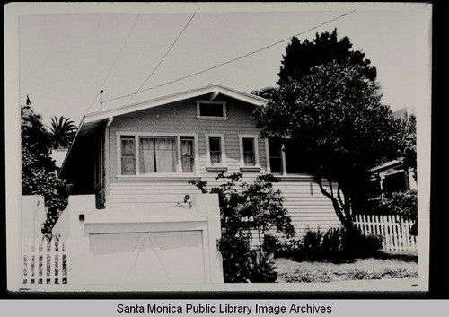 Craftsman bungalow, 2507 Sixth Street, Santa Monica, Calif. in the Sixth Street District., built 1923 for Edward and Gladys Malone