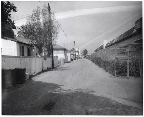 Alley on Ocean Avenue in Santa Monica, March 26, 1956