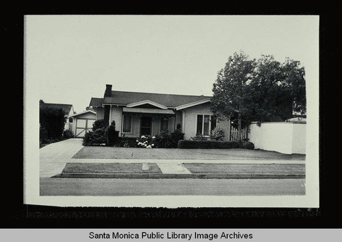 610 Seventh Street (Lot 26, Block D) Santa Monica, Calif., owned by Elizabeth J. Flynn