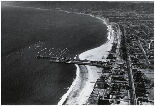 View of the Santa Monica Harbor, Pier and breakwater looking toward the Santa Monica Mountains, October 24, 1936