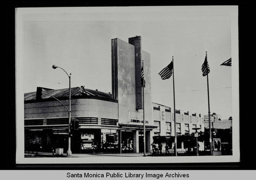 Europa (originally Ralphs Grocery) 1201 Santa Monica Mall (Third Street), Santa Monica, Calif., built 1935 by S. Benjamin with Morgan, Walls, and Clements, architects