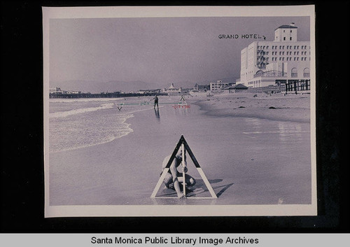 Tide studies from the Grand Hotel (target in foreground 1921 represents mean high tide line) looking north to the Santa Monica Pier with tide at 4.6 feet on October 27, 1938 at 12:25 PM