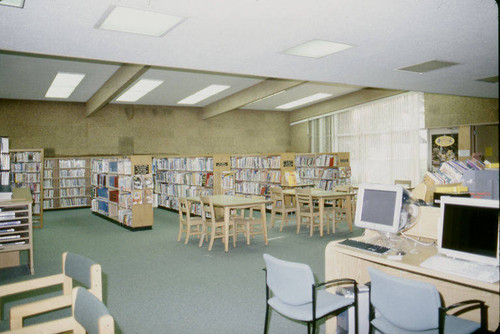 Interior of the Montana Avenue Branch Library at 1704 Montana Avenue in Santa Monica before the 2001-02 remodel designed by Architects Killefer Flammang