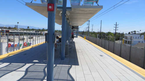 Platform at Expo Line Expo/Sepulveda station, April 28, 2017