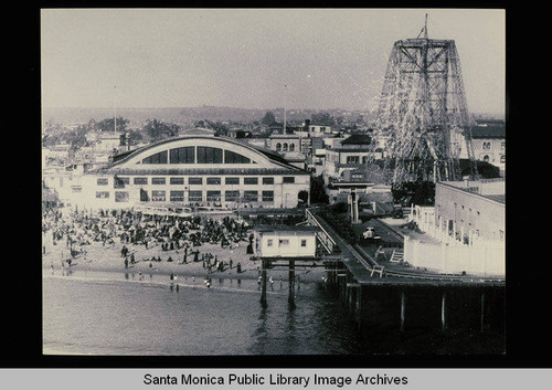 Venice Plunge and the Flying Circus ride, Venice, Calif