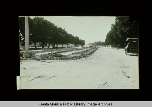 Fourth Street and Palisades Avenue, Santa Monica, Calif