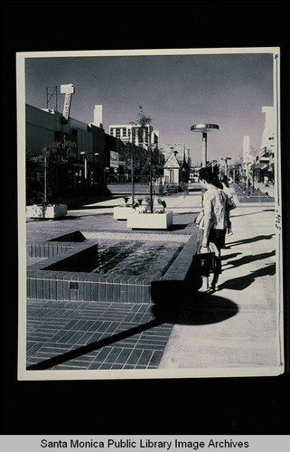 Third Street Mall looking north from Arizona Avenue, Santa Monica, Calif