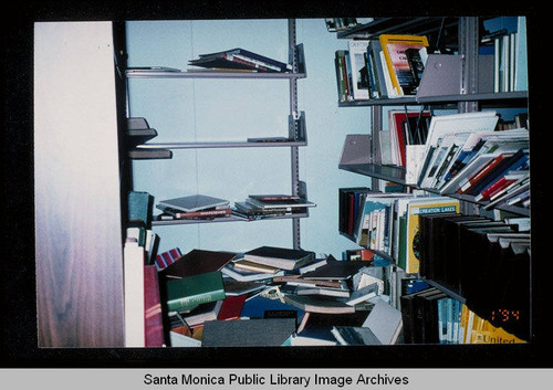 Northridge earthquake, Santa Monica Public Library, Main Library Reference Department, first floor, January 17, 1994