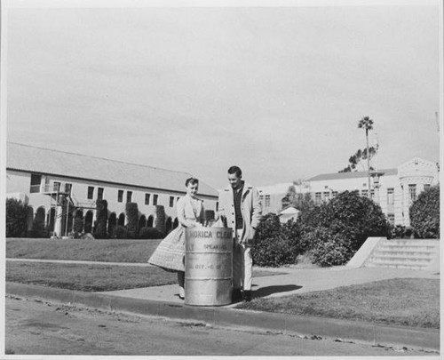 Santa Monica "Anti-Litter Campaign" demonstrated by Shirley Bolton and Rand Carter of Lincoln Junior High School