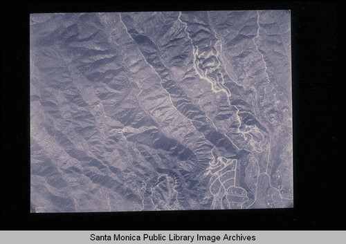 Fairchild Aerial Surveys from the Santa Monica Mountains to Santa Monica City edge flown from the northeast to the southwest (#J233)