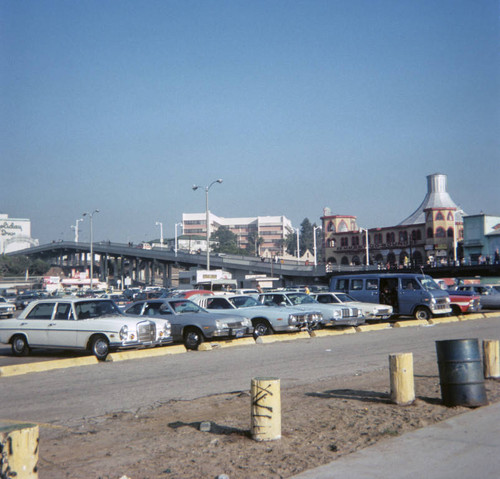 Cars parked in the Santa Monica Pier parking lot