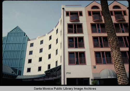 Loew's Santa Monica Beach Hotel, 1700 Ocean Avenue, Santa Monica, Calif