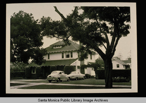 138 Palisades Avenue (Lot 48, Block A) Santa Monica, Calif. owned by Mrs. Elsie Johnson