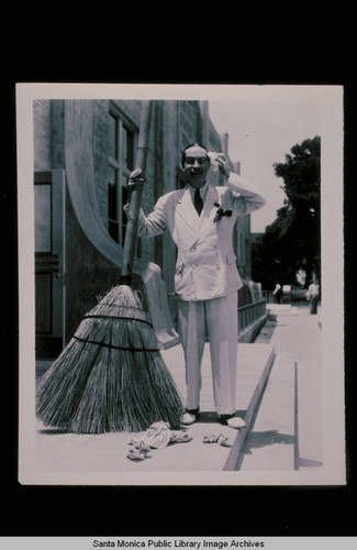 Postmaster Phillip T. Hill at the Santa Monica Post Office dedication, July 23, 1938