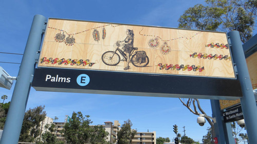 Artwork on gateway arches at Expo Line Palms station, April 28, 2017