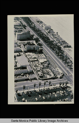 Construction of the General Telephone Building at the corner of Ocean Avenue and Wilshire Blvd., Santa Monica, Calif