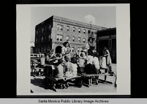 Santa Monica Recreation Department movie of Ocean Park filming children's crafts at Seventeenth Street and Marine Street on September 9, 1952