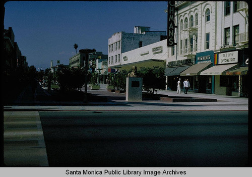 Bust of City founder, Senator John P. Jones, on the Third Street Mall at Third Street and Santa Monica Blvd