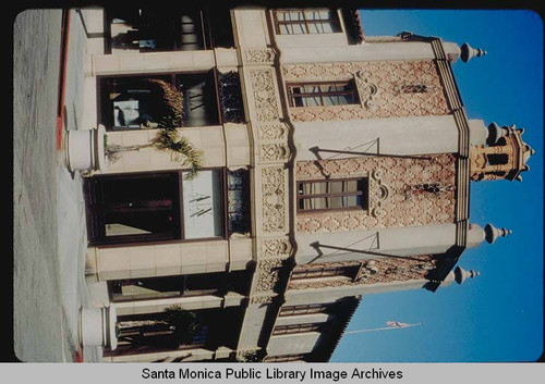 Parkhurst Building, 185 Pier Avenue, Ocean Park, Santa Monica, Calif