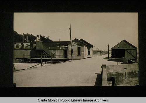 Santa Monica beach plunge