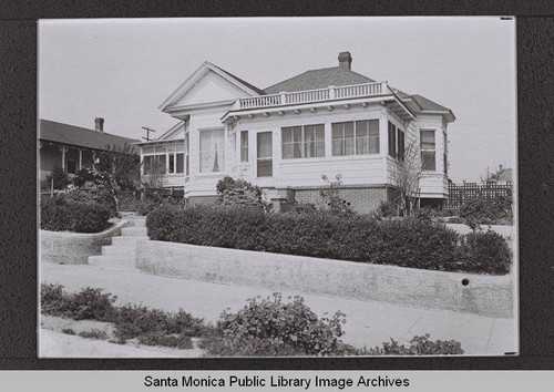 House for rent on Second Street near Colorado Avenue, Santa Monica, Calif