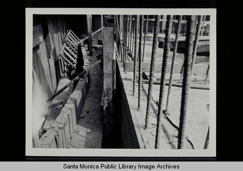 Excavation of the sewage pump plant across from the Santa Monica Pier on April 7, 1948