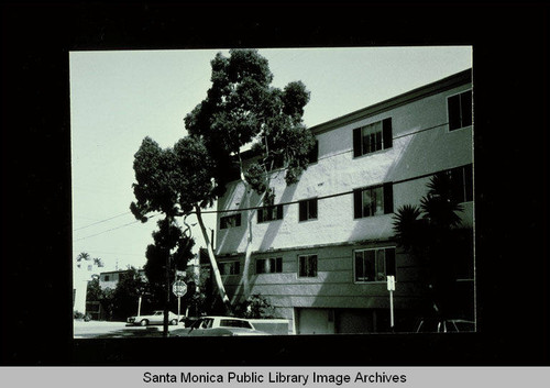 Southeast corner of Fourth and Bay streets, Ocean Park, Calif