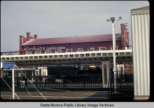 Sinbad's on the Santa Monica Pier in October 1985