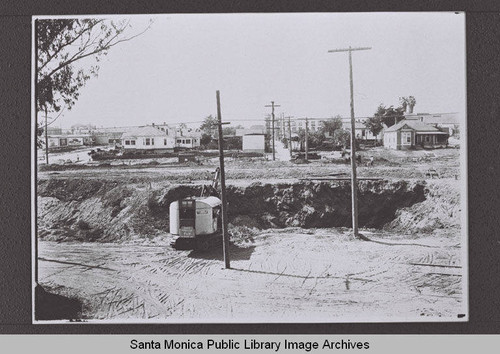 Construction in the arroyo south of Colorado (facing Colorado Avenue) Santa Monica, Calif