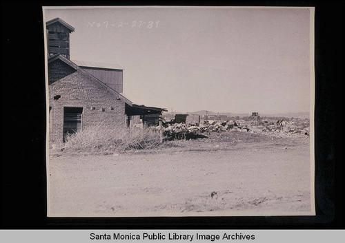 Tin can dump to the east of abandoned brick kilns and building, Simons Brick Co., Santa Monica, Calif. on February 27, 1939