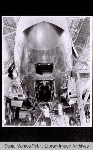 Douglas DC-4 with nose wheel in retracted position, May 28, 1938