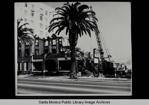 Windermere Hotel, 1431 Ocean Avenue, Santa Monica, Calif., built in 1909, orginally owned and operated by Mrs. Rosamonde Borde (demolished January 5, 1962)